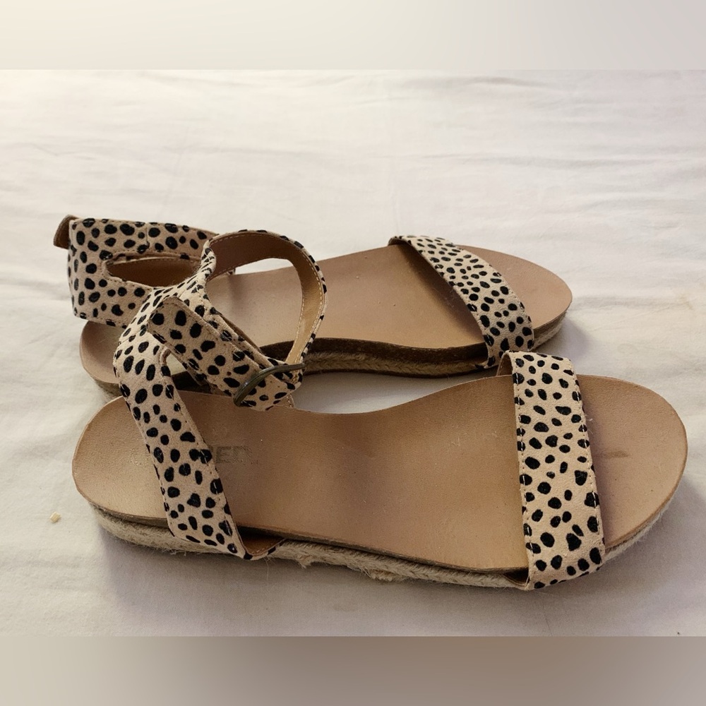 UNR8ED Cheetah Print Sandals